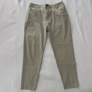 Men’s Vuori Tan Pants